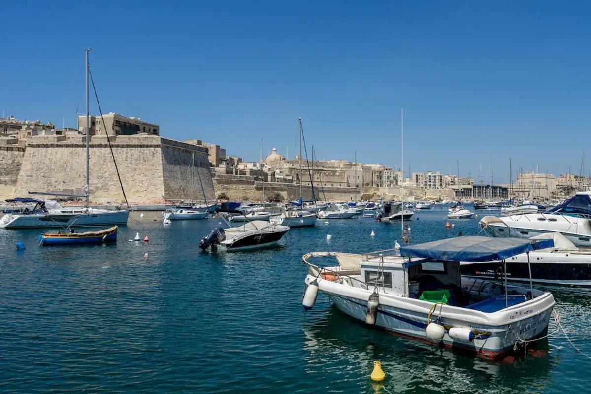 Modern Apt Kalkara Seafront! Extérieur photo