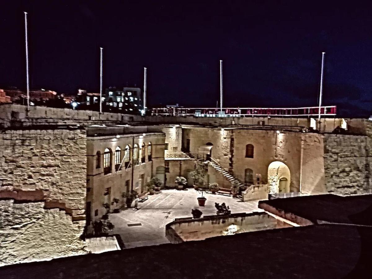 Modern Apt Kalkara Seafront! Extérieur photo