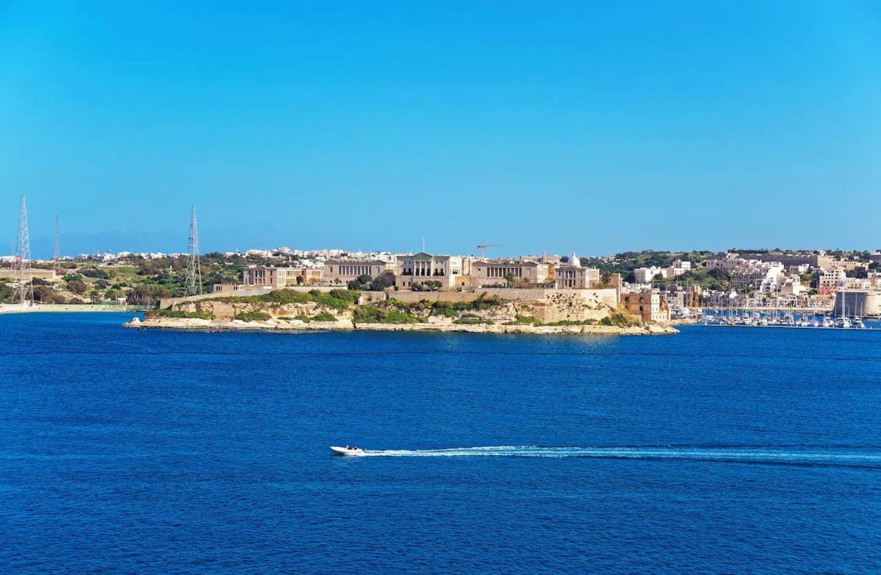 Modern Apt Kalkara Seafront! Extérieur photo